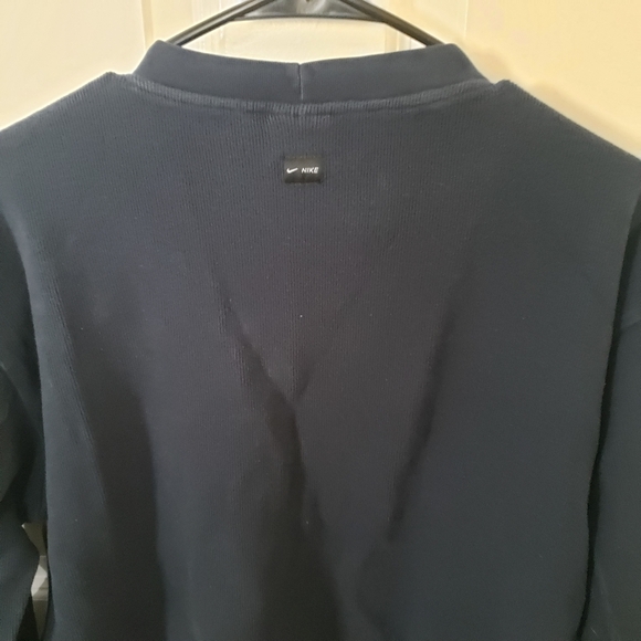 ⭐ Nike Navy Blue Thick Long Sleeve Shirt Size Large - Picture 3 of 10